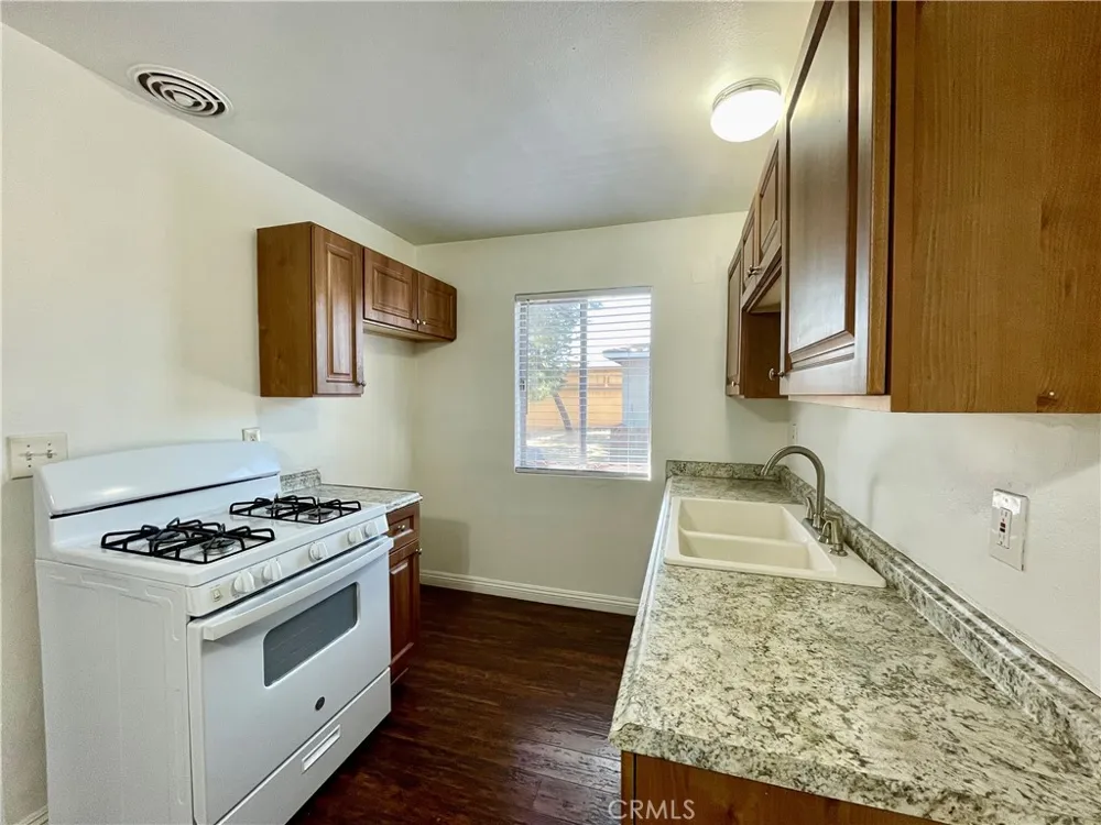 935 E Route 66 Glendora, CA 91740