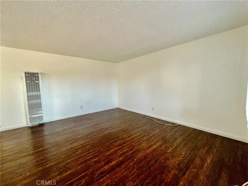 935 E Route 66 Glendora, CA 91740