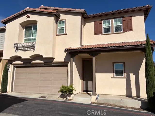 23201 W Canterbury West Hills, CA 91307