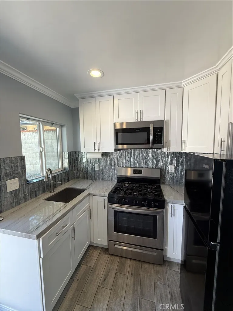1147 Lemon Monrovia, CA 91016