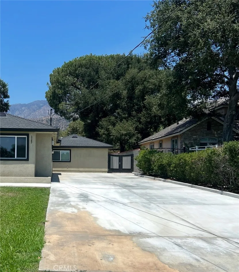 1147 Lemon Monrovia, CA 91016