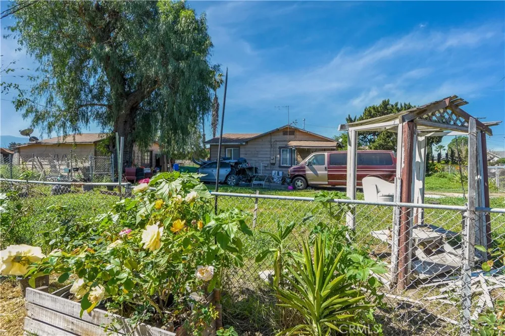 14664 Walters Eastvale, CA 92880