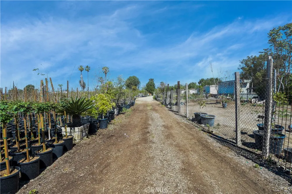 14664 Walters Eastvale, CA 92880