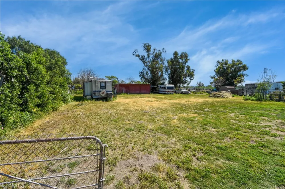 14664 Walters Eastvale, CA 92880