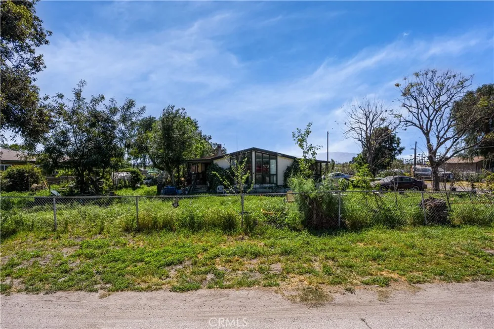 14664 Walters Eastvale, CA 92880