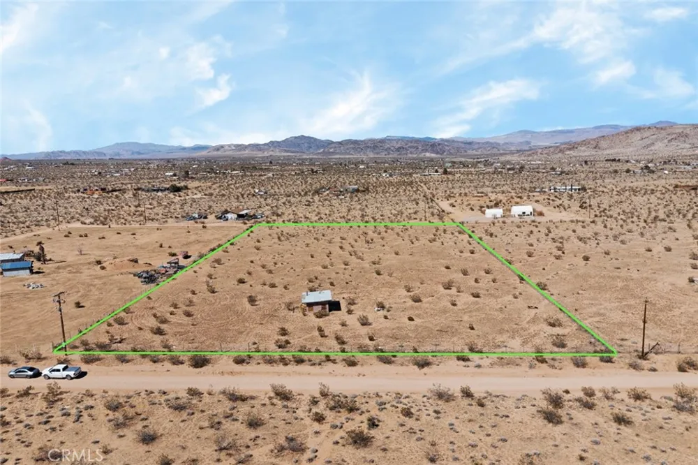 56172 Cone Boulevard Landers, CA 92285