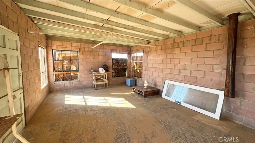 56172 Cone Boulevard Landers, CA 92285