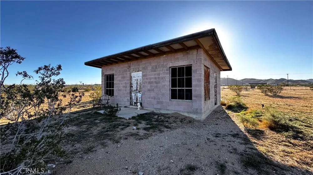 56172 Cone Boulevard Landers, CA 92285