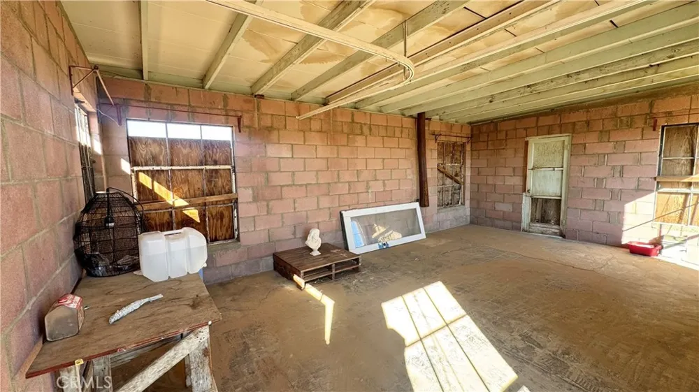 56172 Cone Boulevard Landers, CA 92285