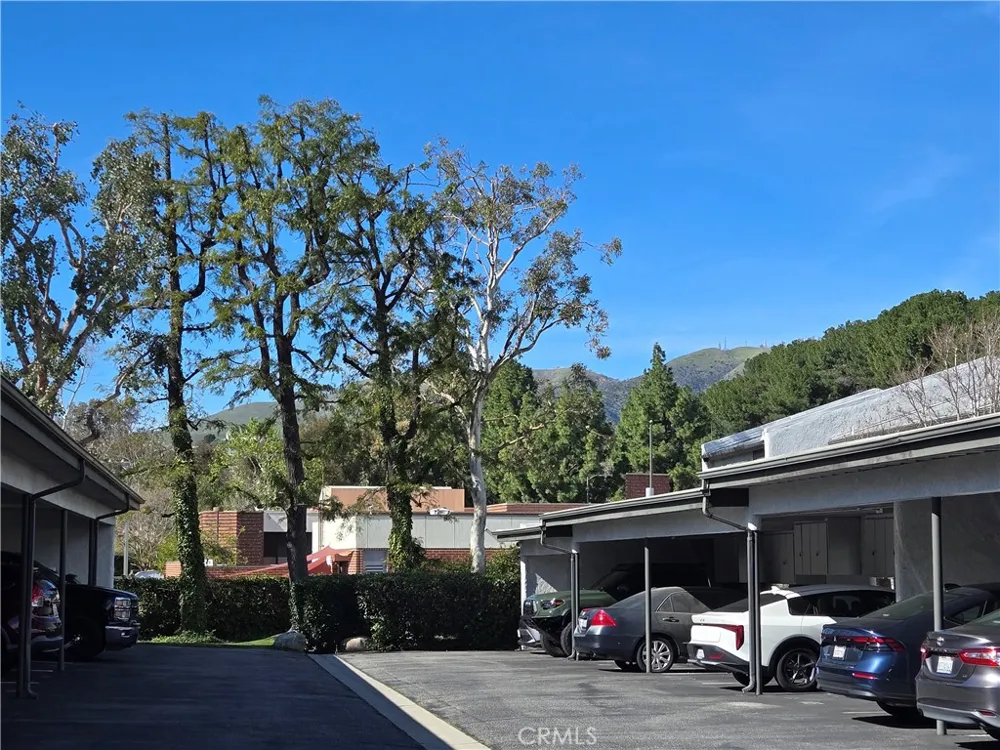 11311 Tampa Avenue #46 Porter Ranch, CA 91326