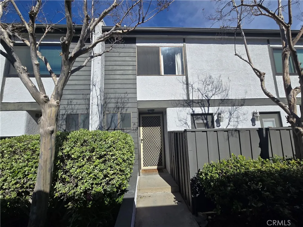 11311 Tampa Avenue #46 Porter Ranch, CA 91326