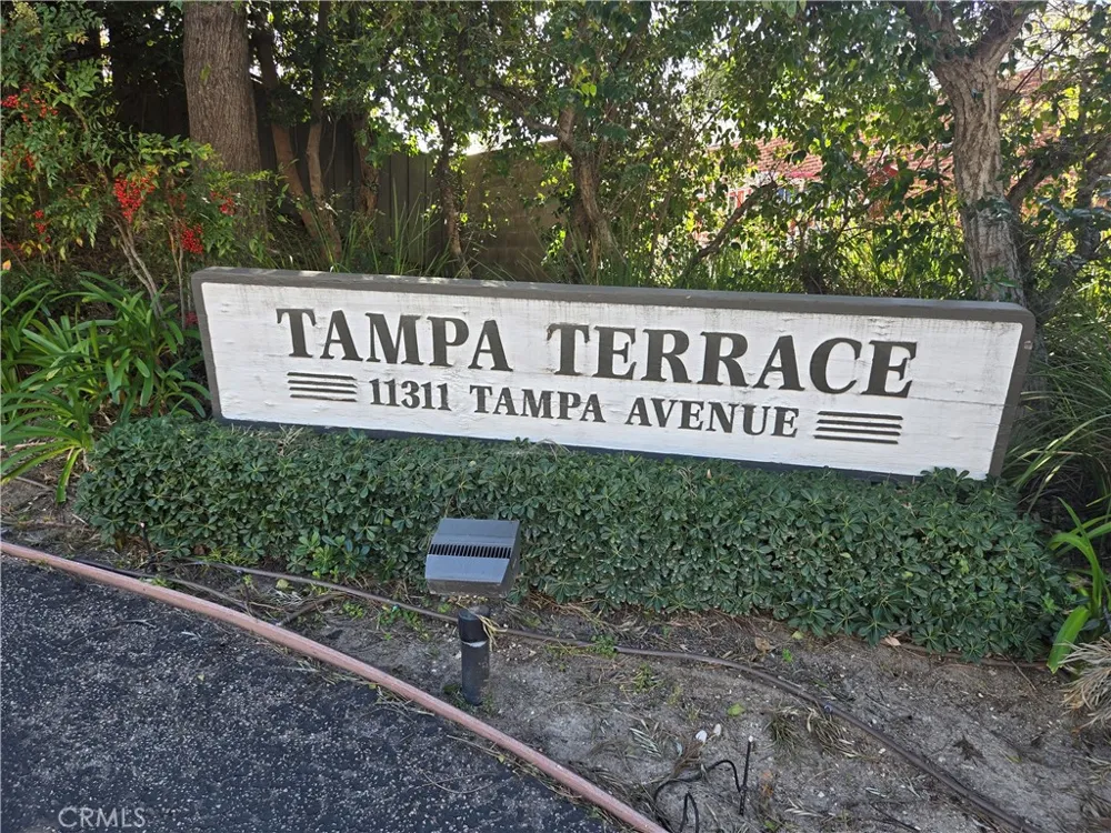 11311 Tampa Avenue #46 Porter Ranch, CA 91326