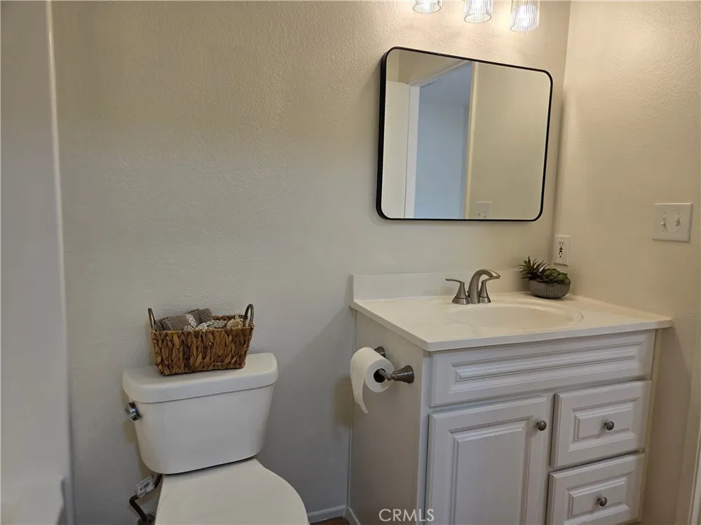 11311 Tampa Avenue #46 Porter Ranch, CA 91326