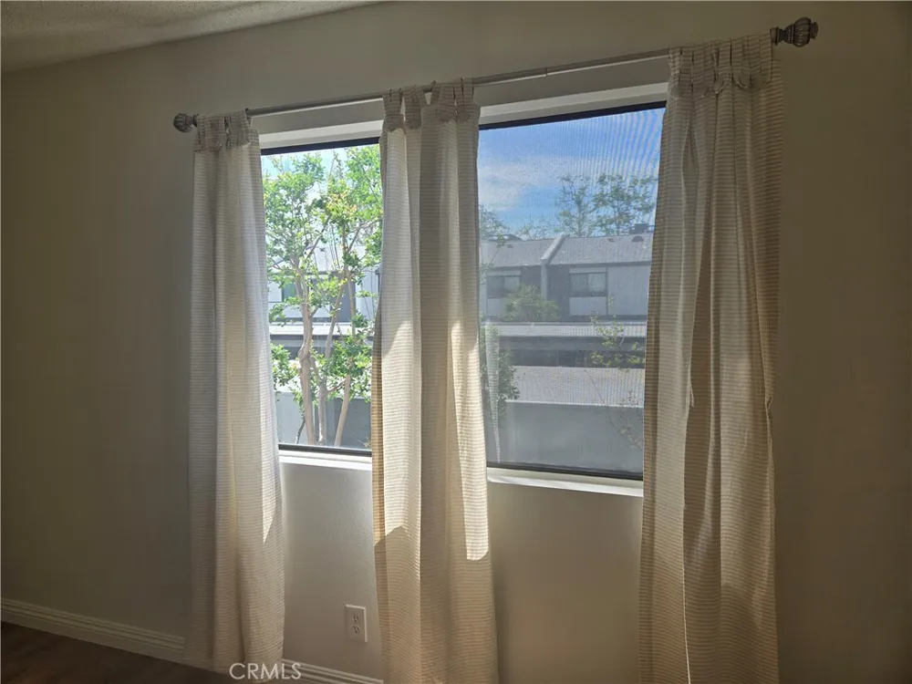 11311 Tampa Avenue #46 Porter Ranch, CA 91326