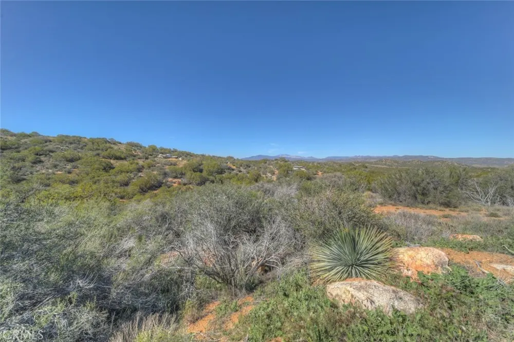 Trails End Anza, CA 92539