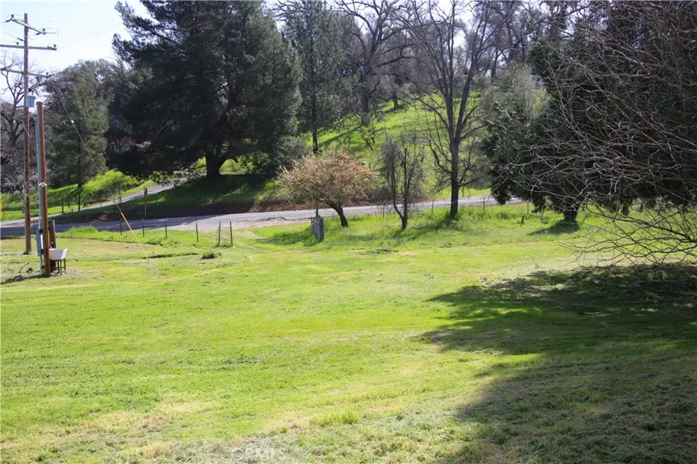 4107 Old Highway Mariposa, CA 95338