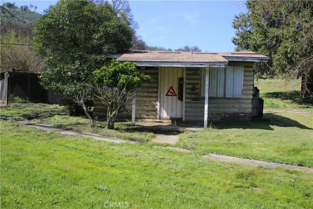 4107 Old Highway Mariposa, CA 95338