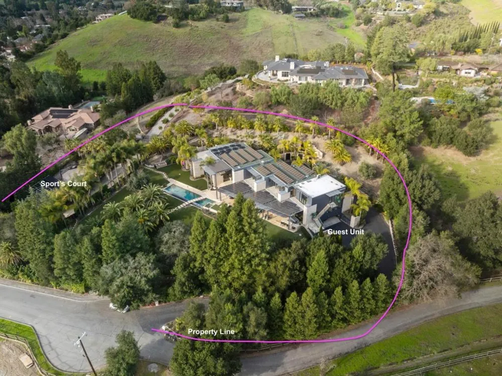 Address Not Shown Los Altos Hills, CA 94022