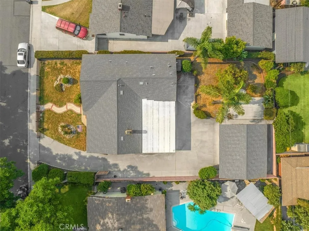 2183 Sinclair Pomona, CA 91767