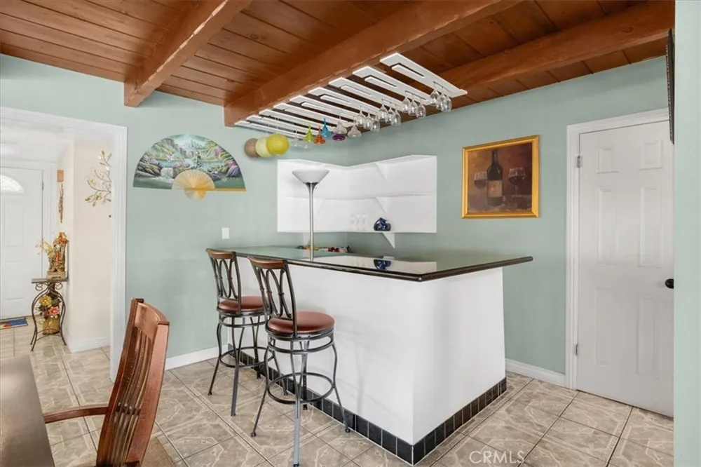2183 Sinclair Pomona, CA 91767