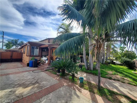 3332 Marine Avenue