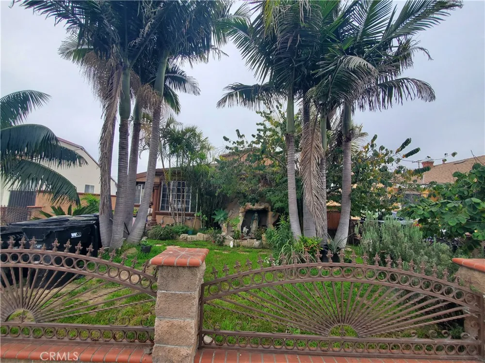 3332 Marine Avenue Gardena, CA 90249