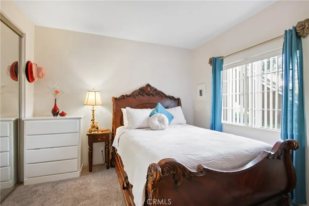 7 VIA CRESTA Rancho Santa Margarita, CA 92688
