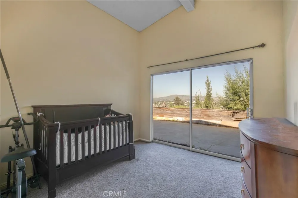 12647 Terra Bella Pacoima, CA 91331
