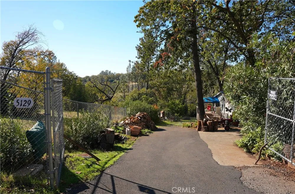 5129 Toyon Paradise, CA 95969