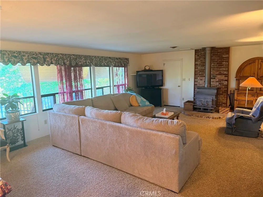 5129 Toyon Paradise, CA 95969