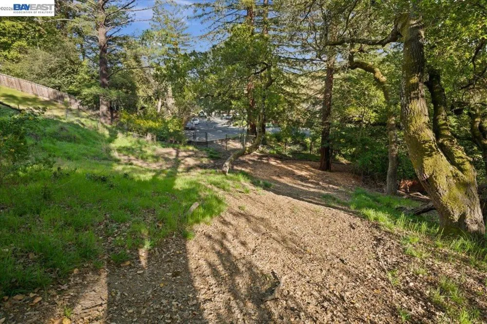 Silverwood Dr Lafayette, CA 94549