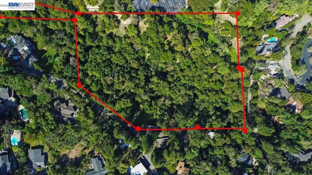Silverwood Dr Lafayette, CA 94549