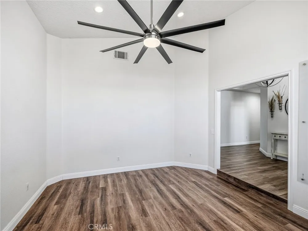 6232 Coriander Oak Hills, CA 92344