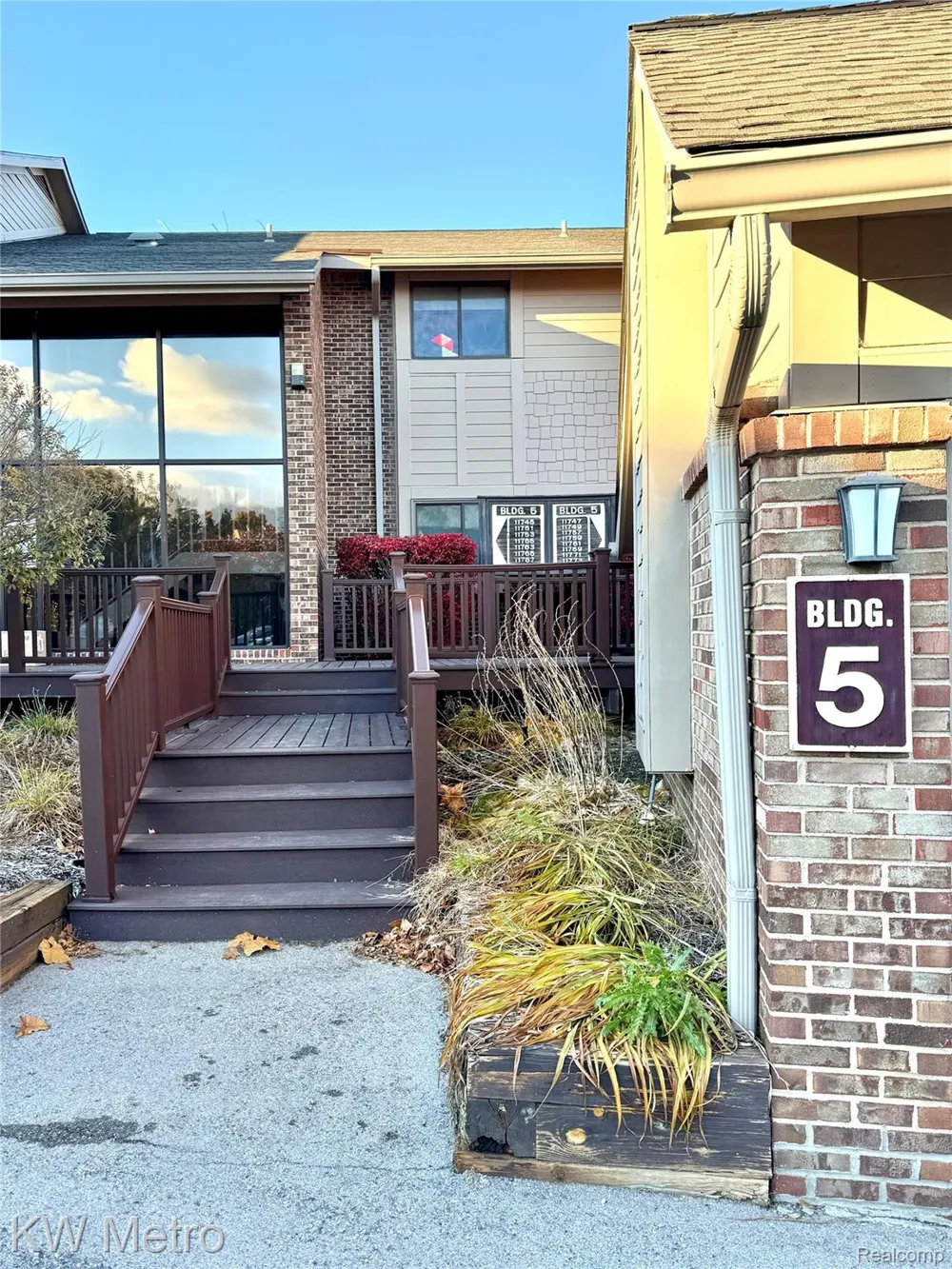 11773 Sycamore Drive #25 Plymouth City, MI 48170