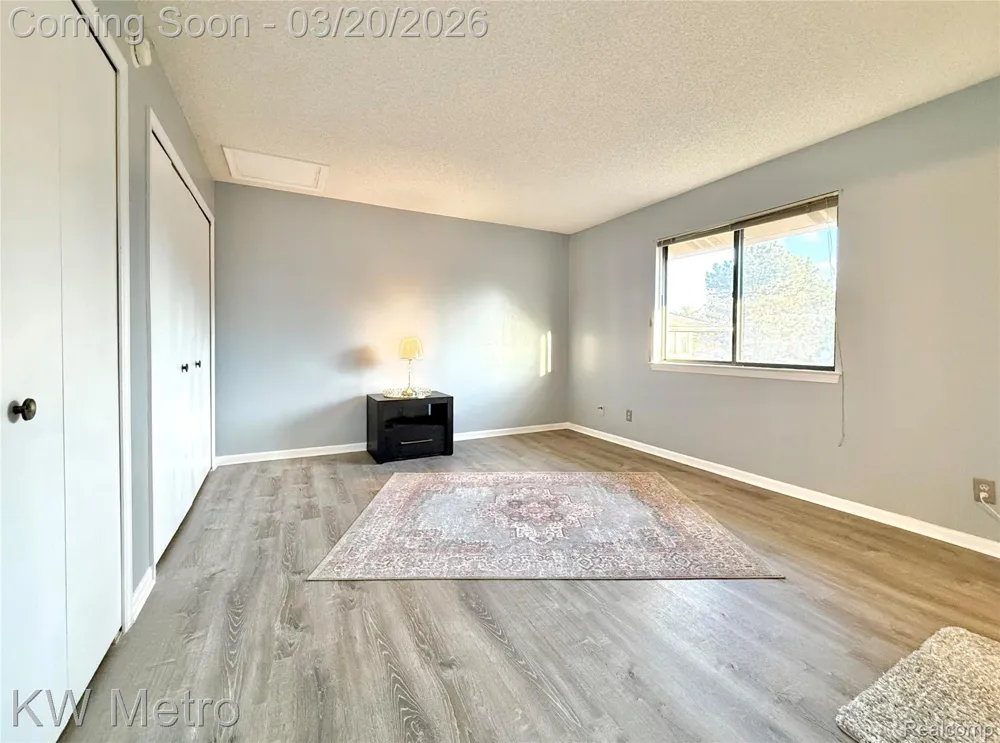 11773 Sycamore Drive #25 Plymouth City, MI 48170