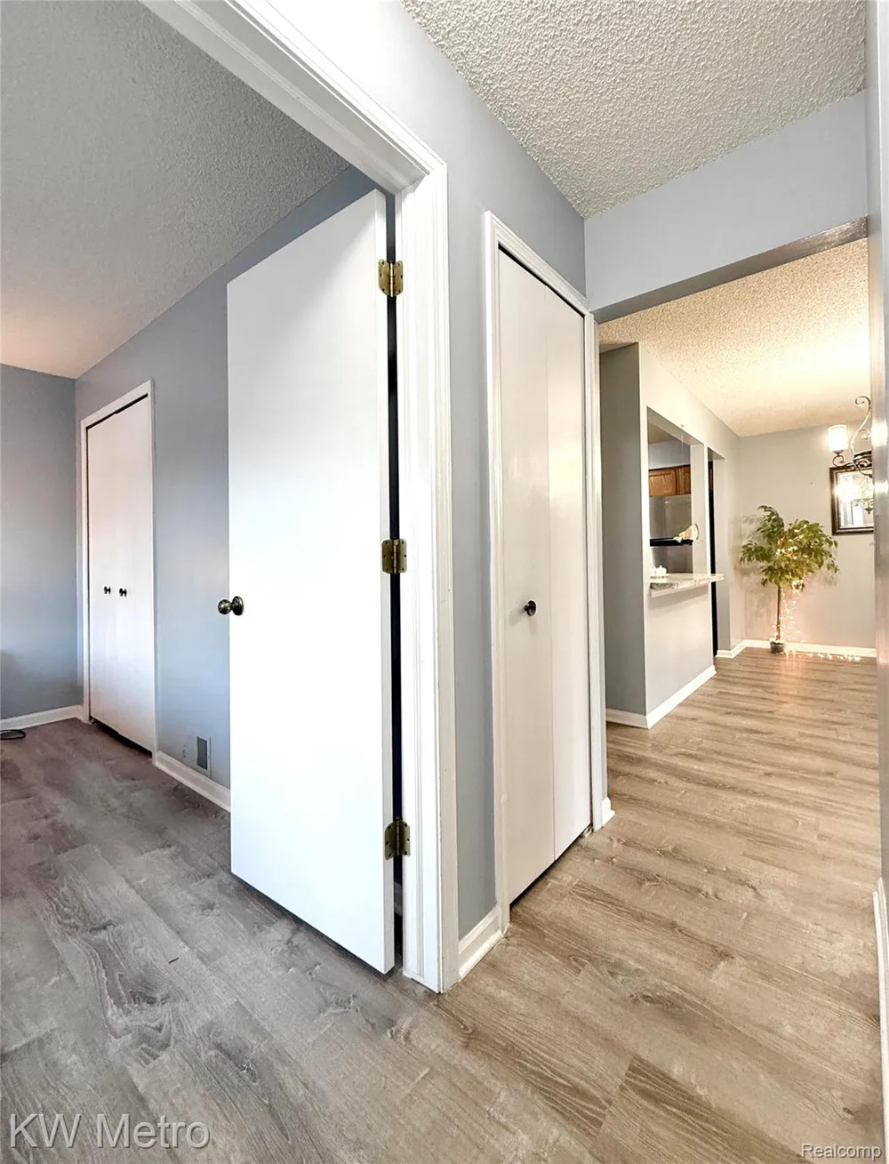 11773 Sycamore Drive #25 Plymouth City, MI 48170