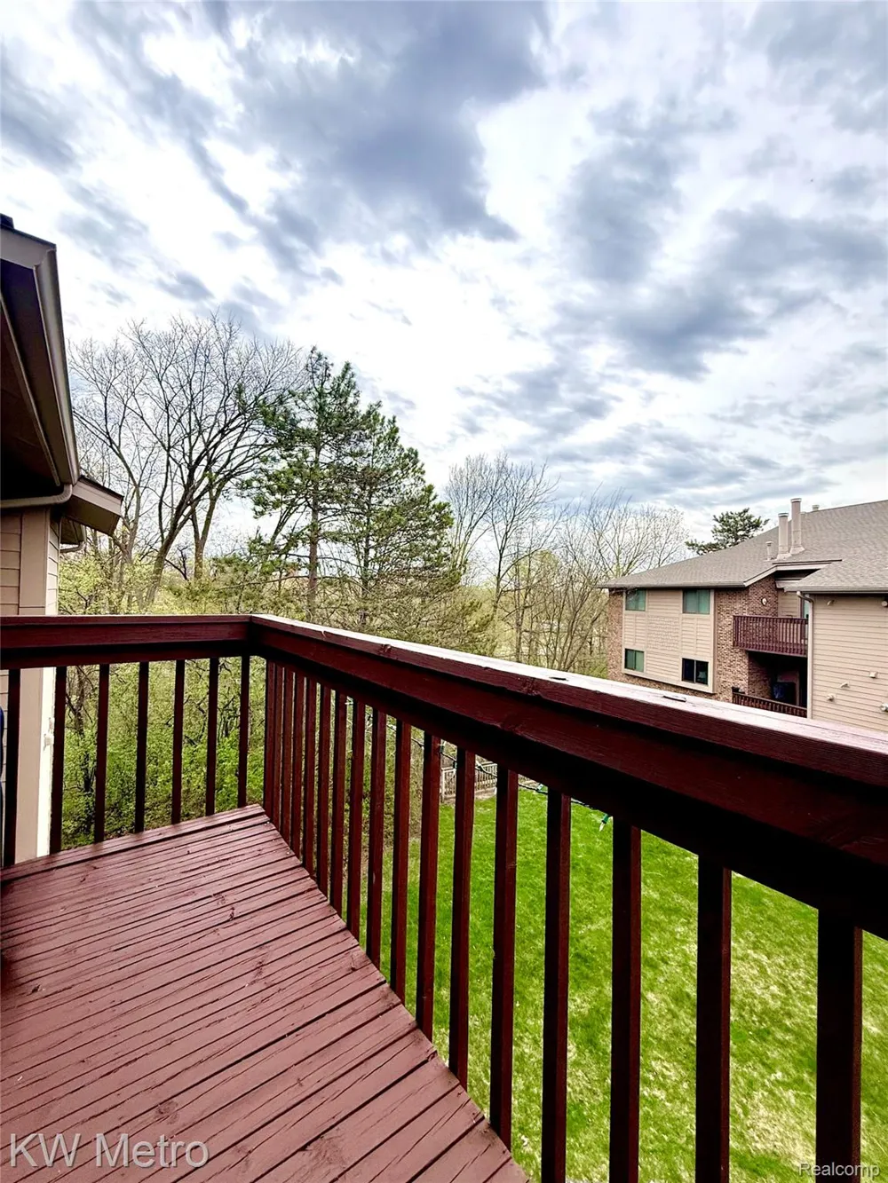11773 Sycamore Drive #25 Plymouth City, MI 48170