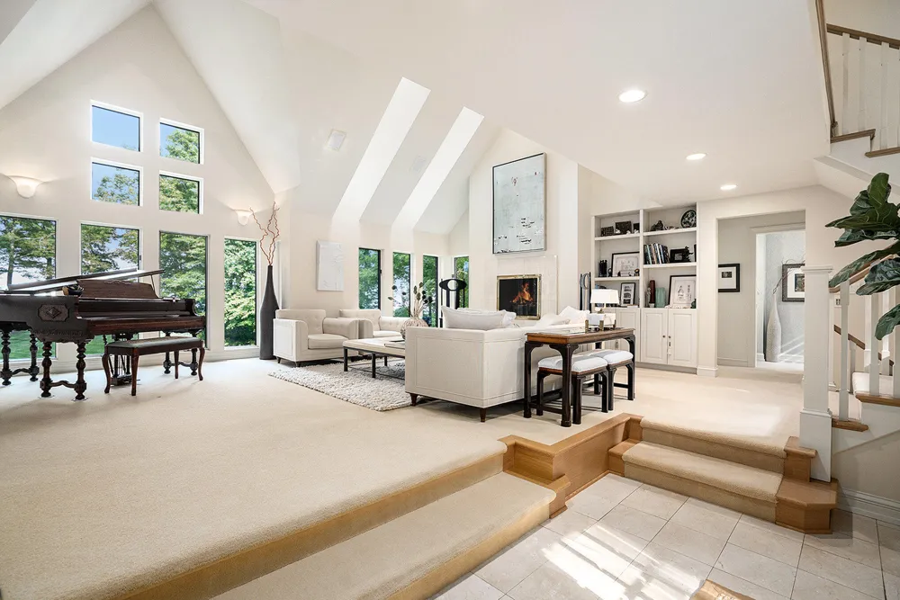 5285 Lakeshore Drive Port Sheldon Township, MI 49424