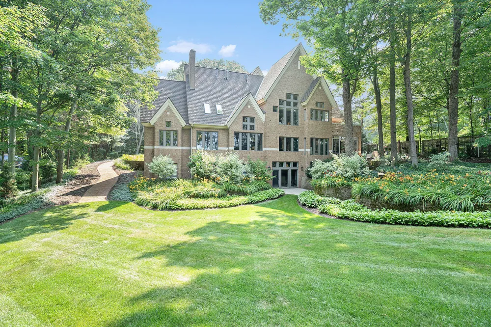 5285 Lakeshore Drive Port Sheldon Township, MI 49424