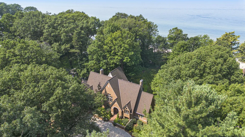 5285 Lakeshore Drive Port Sheldon Township, MI 49424