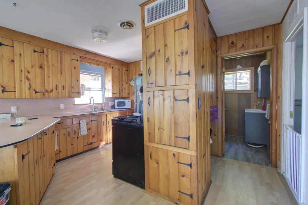 2761 Johnson Road Pine Township, MI 49347