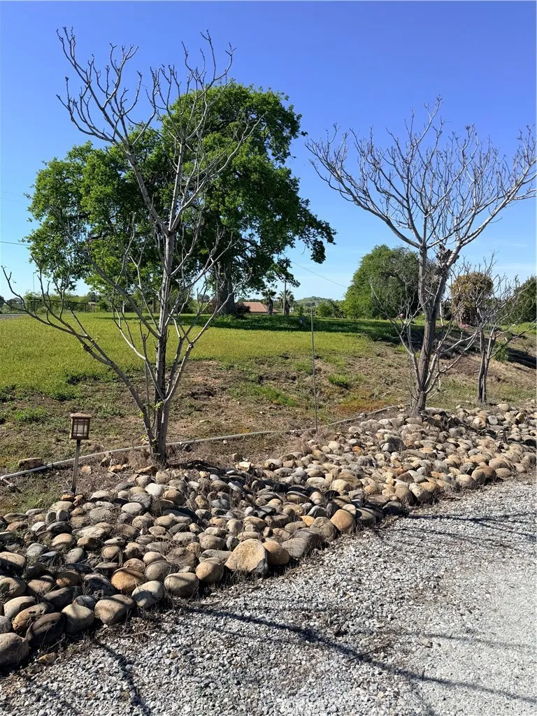 9556 Banderilla La Grange, CA 95329