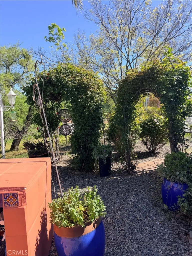 9556 Banderilla La Grange, CA 95329