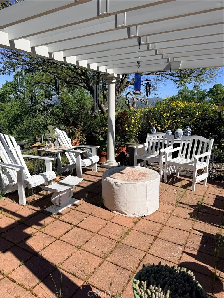 9556 Banderilla La Grange, CA 95329