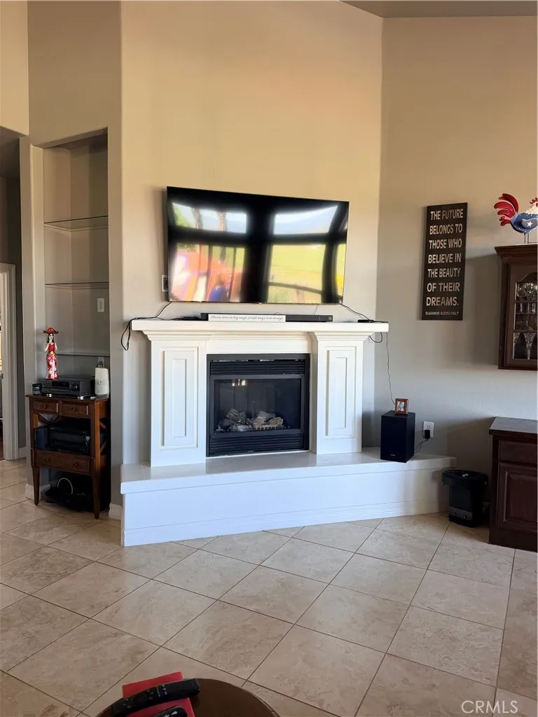 9556 Banderilla La Grange, CA 95329