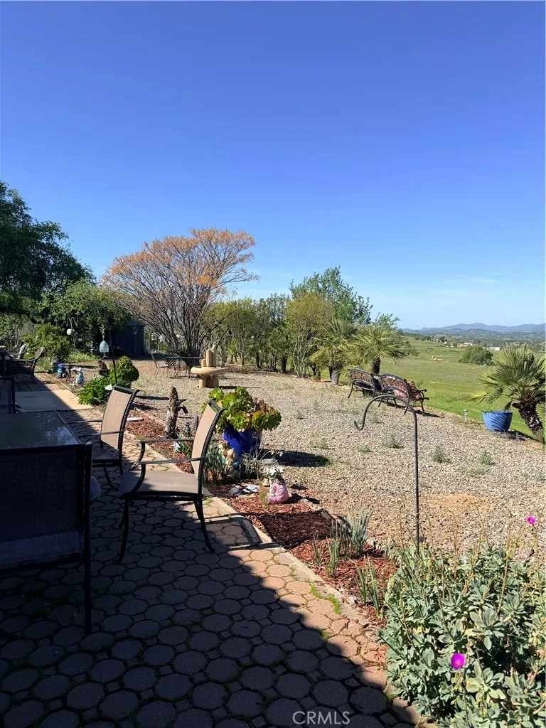 9556 Banderilla La Grange, CA 95329