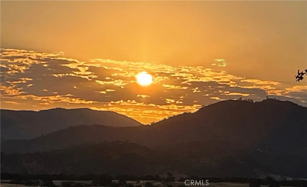 9556 Banderilla La Grange, CA 95329