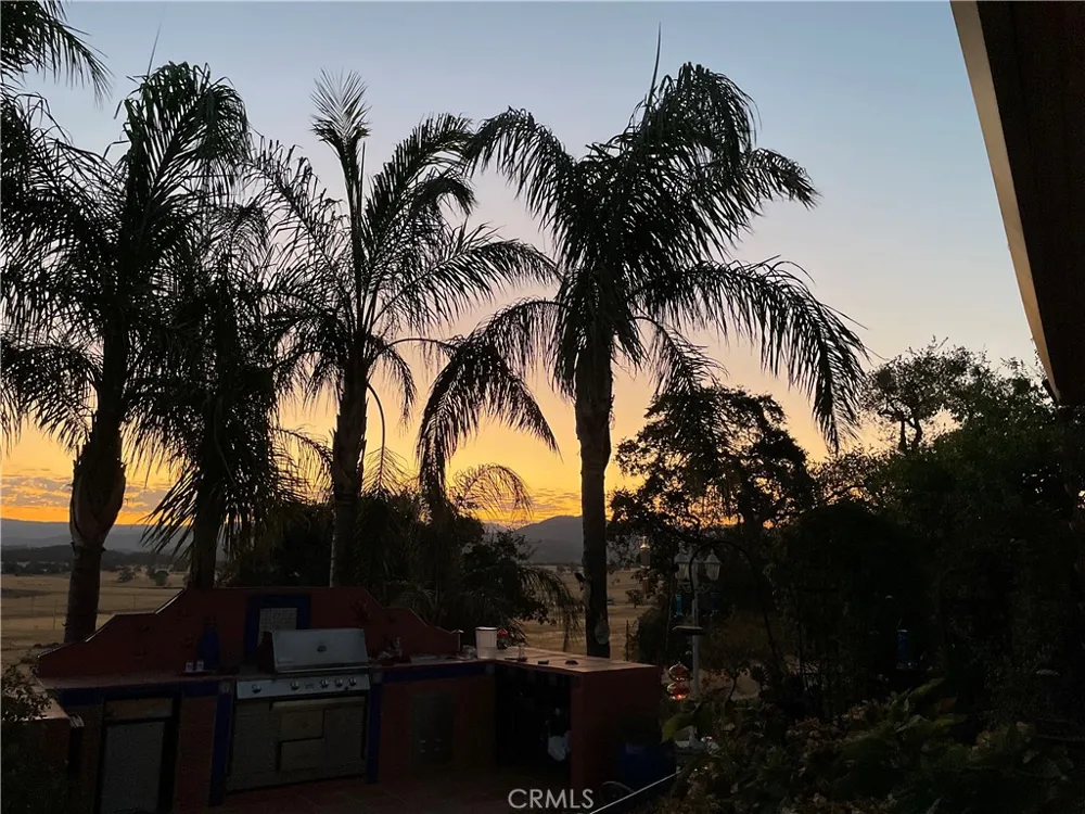 9556 Banderilla La Grange, CA 95329