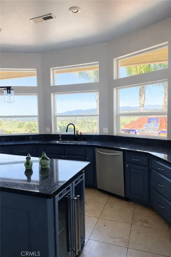 9556 Banderilla La Grange, CA 95329