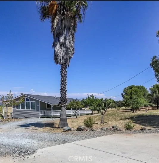 9570 Banderilla La Grange, CA 95329